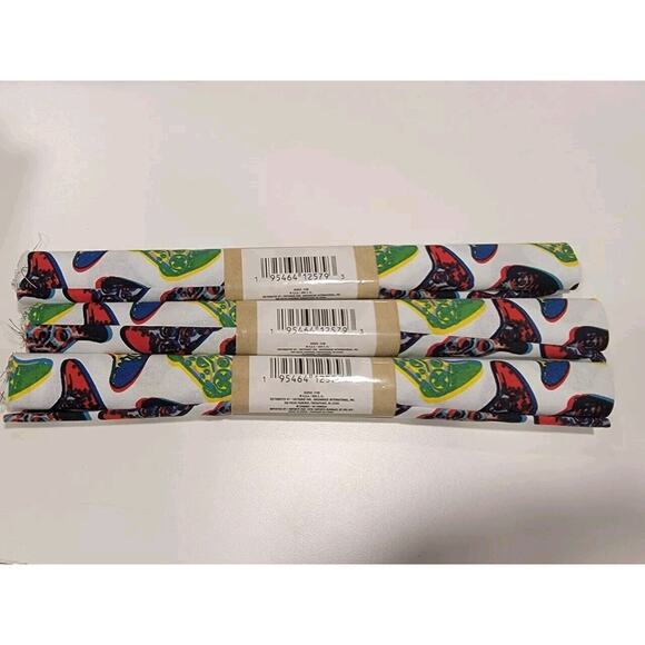 Crafter Square Video Game Remote Control Cotton Fabric 3 Fat Quarter New - Picture 4 of 4